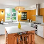 4 Bedroom Gorgeous Home In Etretat